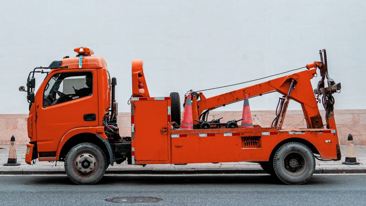 Tow Truck-Mounted Crane (4)