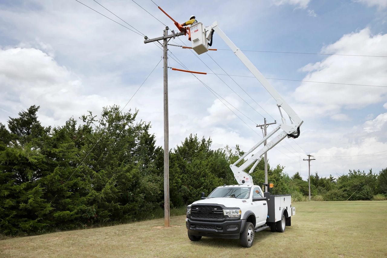 Articulated Bucket Lift Trucks: Versatile Solutions for Elevated Work ...