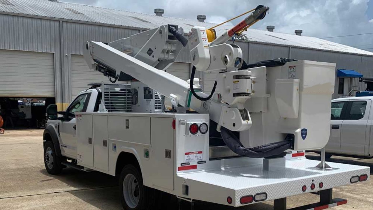 aerial lift truck (3)