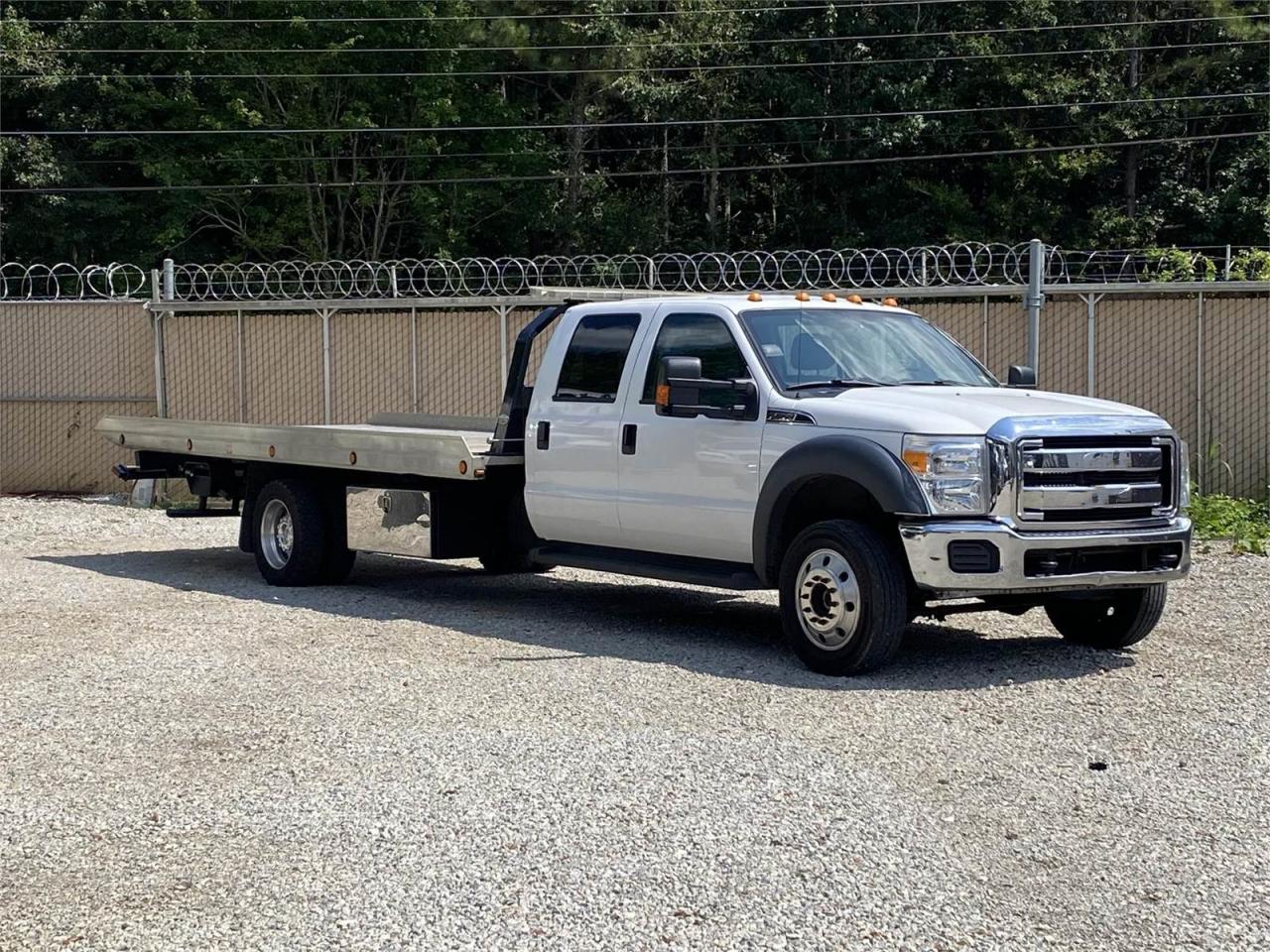 Rollback tow truck (3)