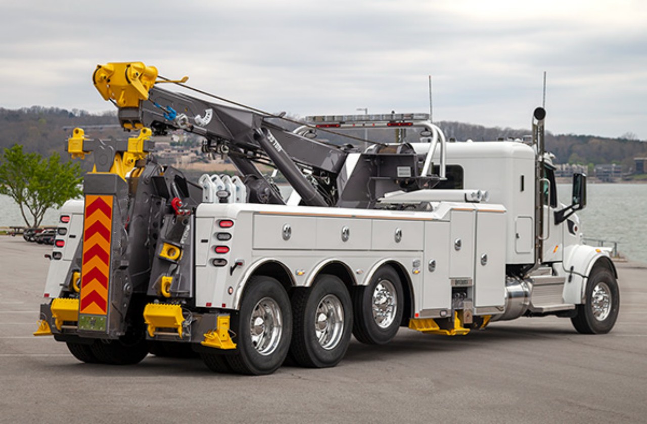 Rotator Tow Truck