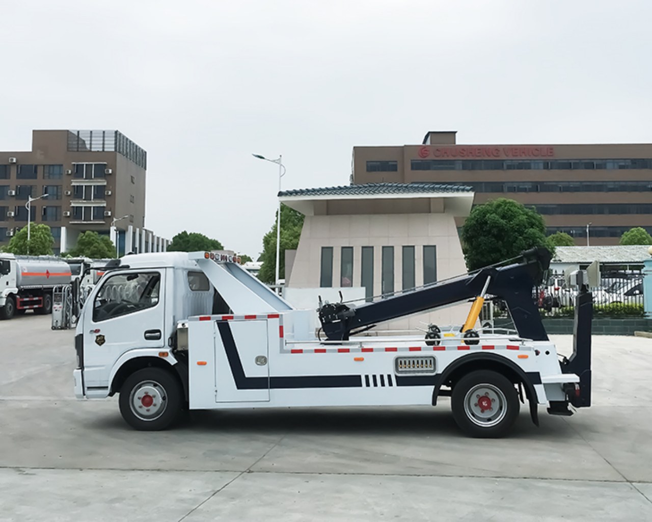 8 Ton Integrated Recovery Tow Truck (10)