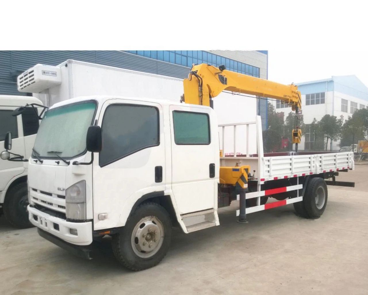 Integrated Tow Trucks with Telescopic Crane (2)