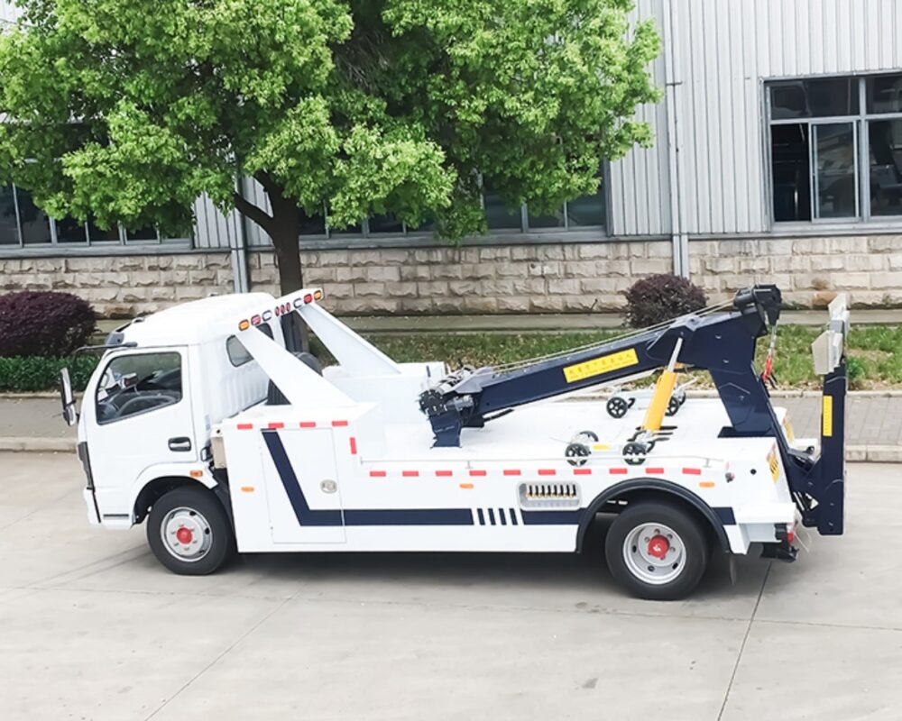 8 Ton Integrated Recovery Tow Truck (2)