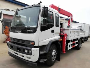 ISUZU FTR 6 Ton Truck Telescopic Crane