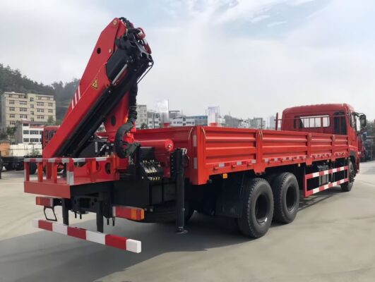 7 Ton 10 Wheelers Knuckle Boom Crane (2)