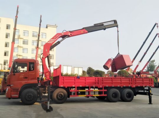 9 Ton 12 Wheelers Knuckle Boom Crane (4)