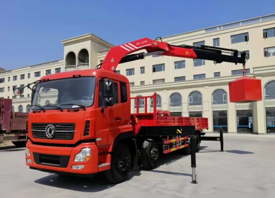 9 Ton 12 Wheelers Knuckle Boom Crane