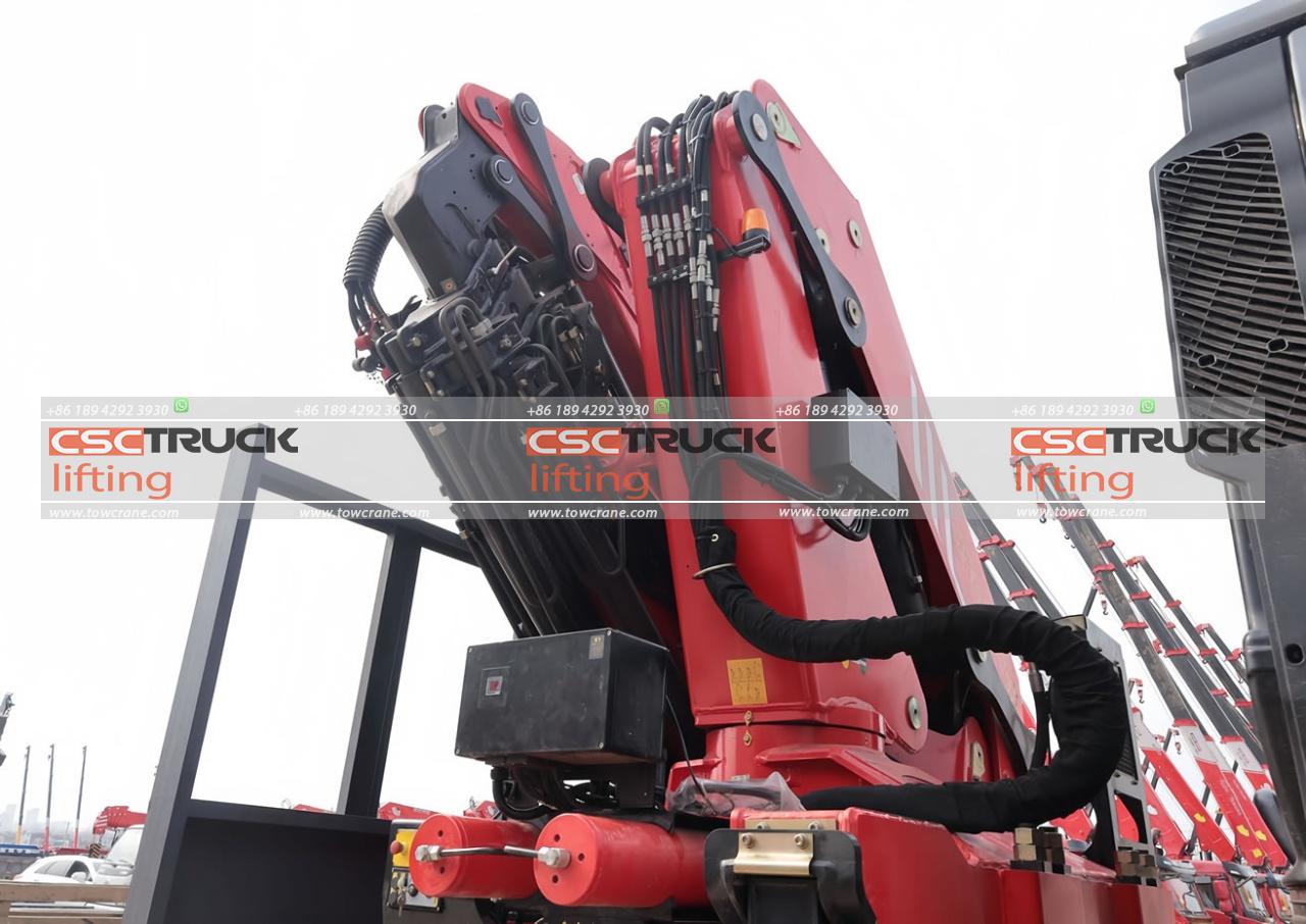 Shacman H3000 21 Ton Knuckle Boom Crane (8)