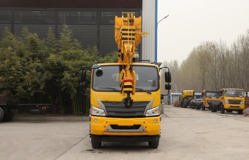 Dajingang Es5 190Horsepower 4X2 24Ton Truck Crane