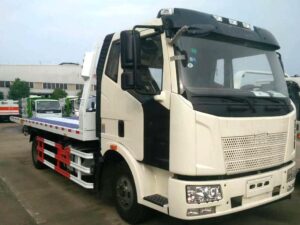 Faw Jiefang J6L 160Horsepower 4X2 8Ton Wrecker