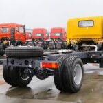 Huashen D912 12-ton 9-meter truck crane