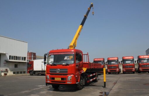 Dongfeng 16 Ton Tow Truck With Crane