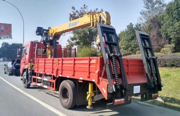 Dongfeng 18 Ton Truck Telescopic Crane