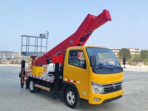 Foton 4.5 Ton Insulated Bucket Truck