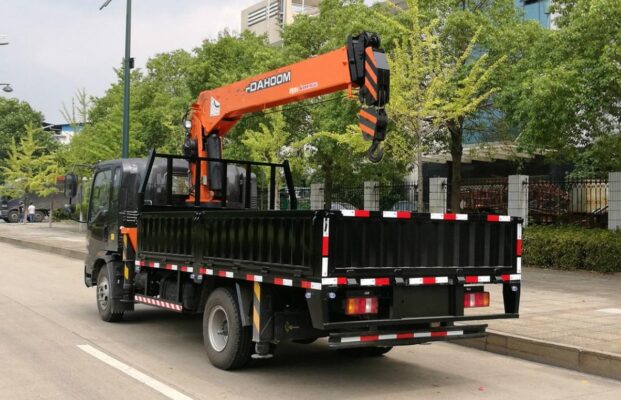 Howo 10 Ton Truck Telescopic Crane