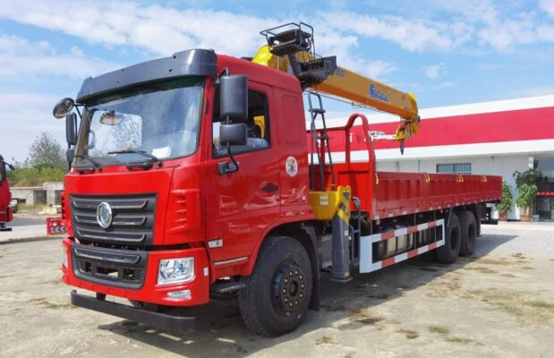 Dongfeng 25 Tons Truck Telescopic Crane