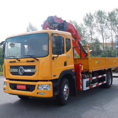 Dongfeng 8 Ton Knuckle Boom Crane