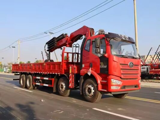 Faw 12Ton Knuckle Boom Crane