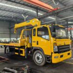 Howo 11 Ton Tow Truck With Crane