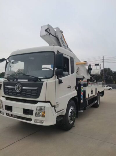 Dongfeng 13 Ton Telescopic Aerial Lift Truck