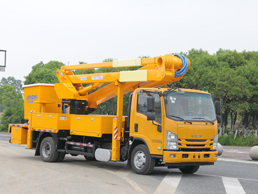 Isuzu 20 Meters Insulated Bucket Truck
